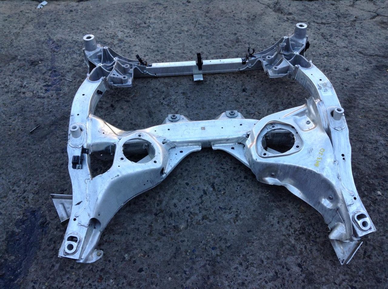 балка подвески передняя (подрамник) BMW 5 серия F07/F10/F11 2012, 3.0 л., N55 B30 A, бензин, АКПП, хетчбэк 5 дв.