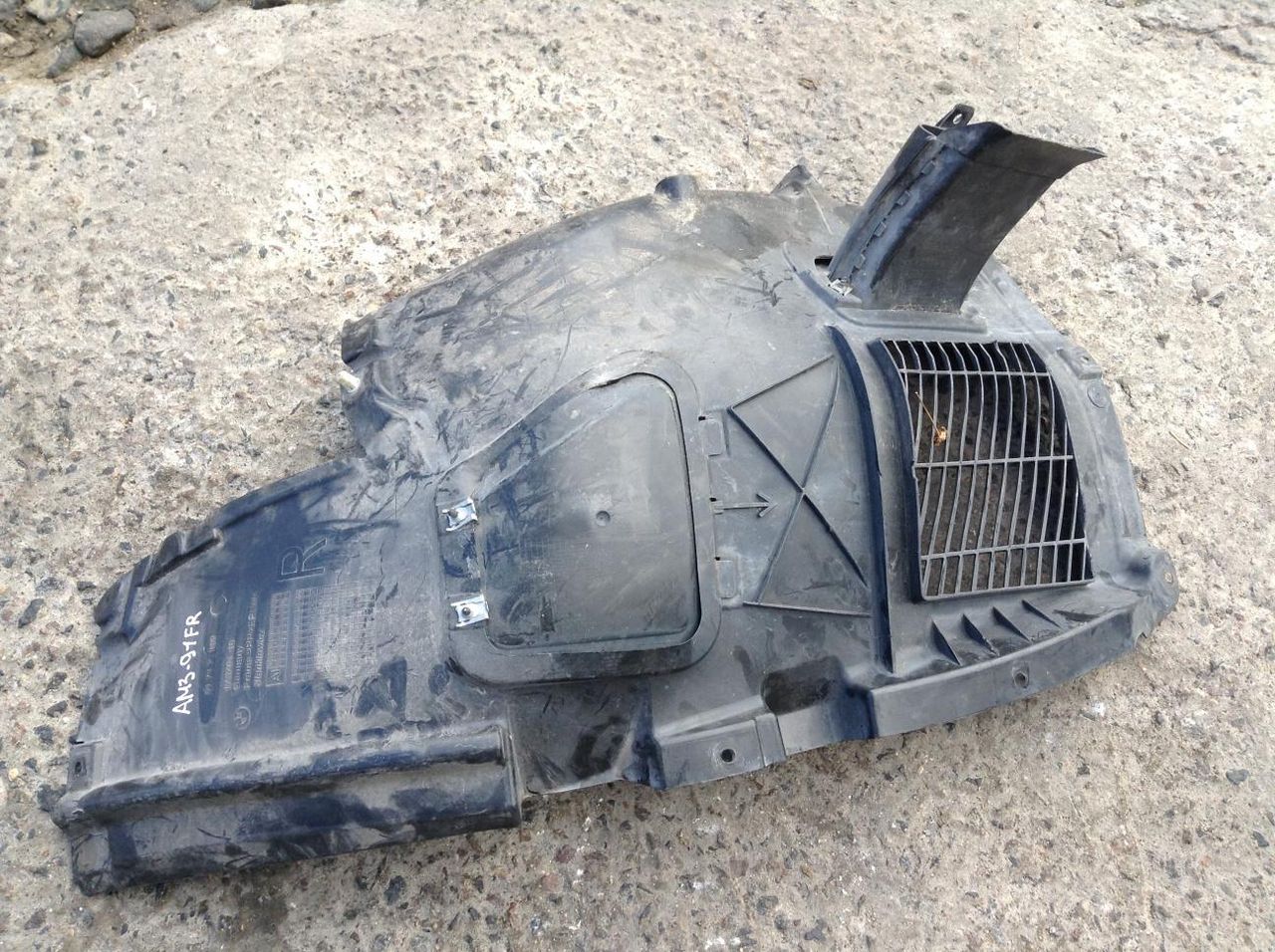 защита арок передняя правая (подкрылок) BMW 5 серия F07/F10/F11 2012, 3.0 л., N55 B30 A, бензин, АКПП, хетчбэк 5 дв., 7193510