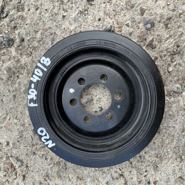 шкив коленвала BMW 3 серия F30/F31/F34 2013, 2.0 л., N20 B20 A, бензин, АКПП, седан