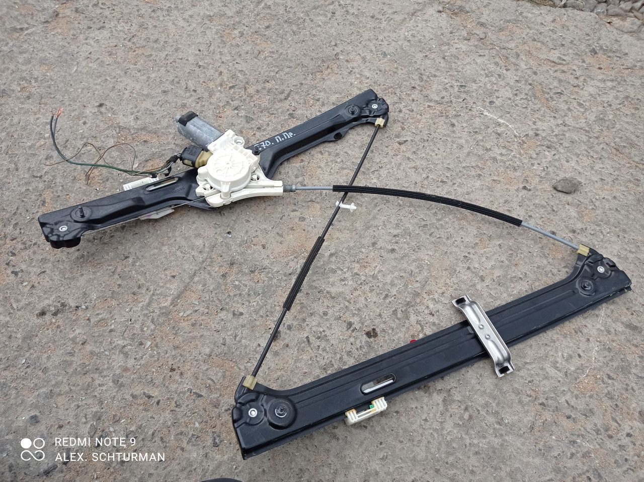 стеклоподъемник передний правый BMW X5 E70 2007, 3.0 л., N52 B30 A, бензин, АКПП, внедорожник 5 дв.