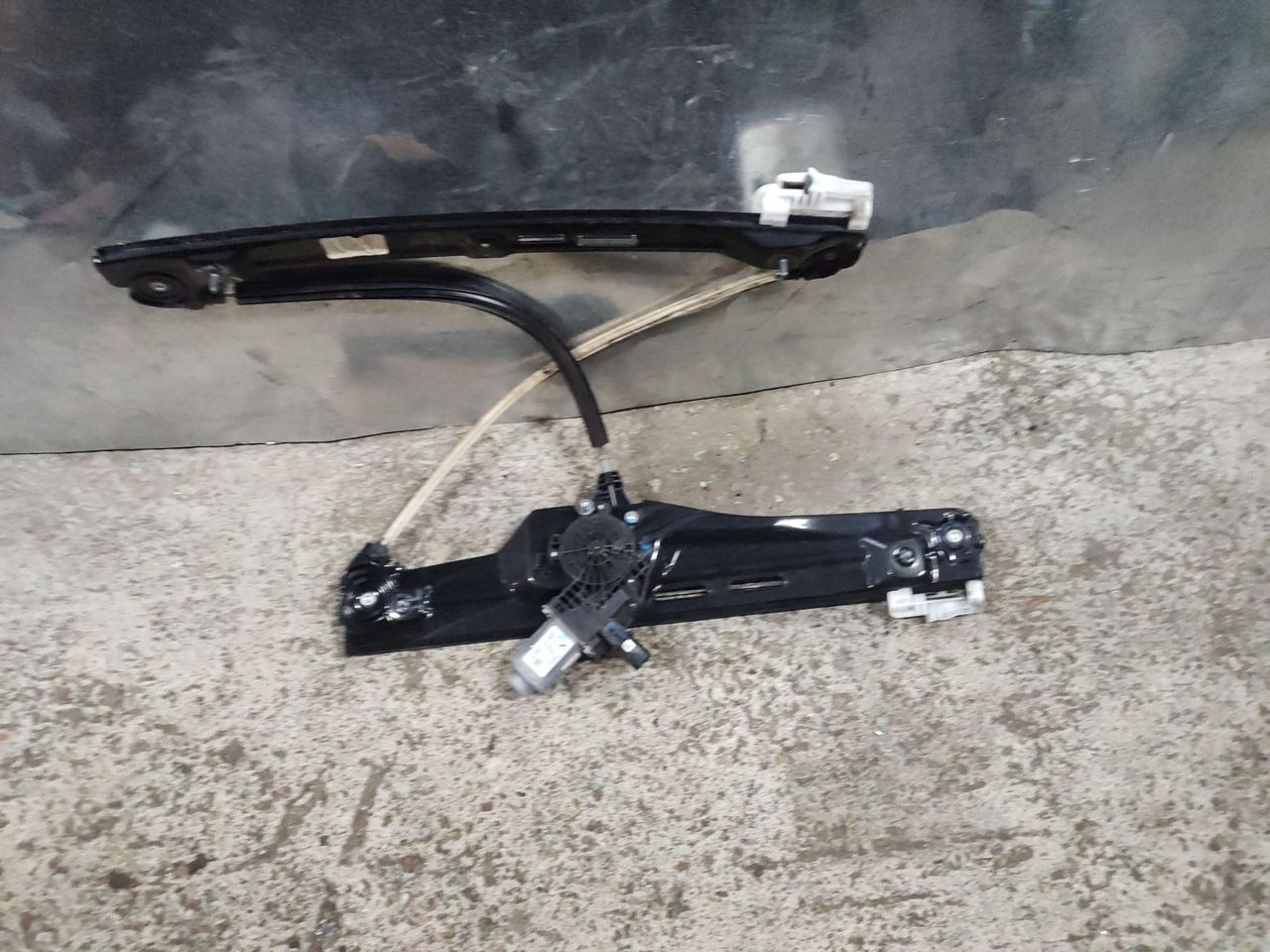 стеклоподъемник передний правый BMW X3 F25 2013, 2.0 л., N20 B20 A, бензин, АКПП, внедорожник 5 дв., 7258534