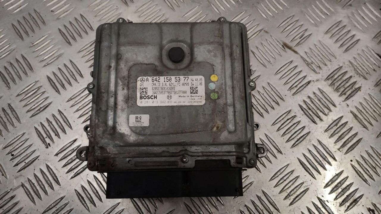 блок управления двигателем Mercedes-Benz M-Класс W164 2007, 3.0 л., OM 642.940, дизель, 6421505377