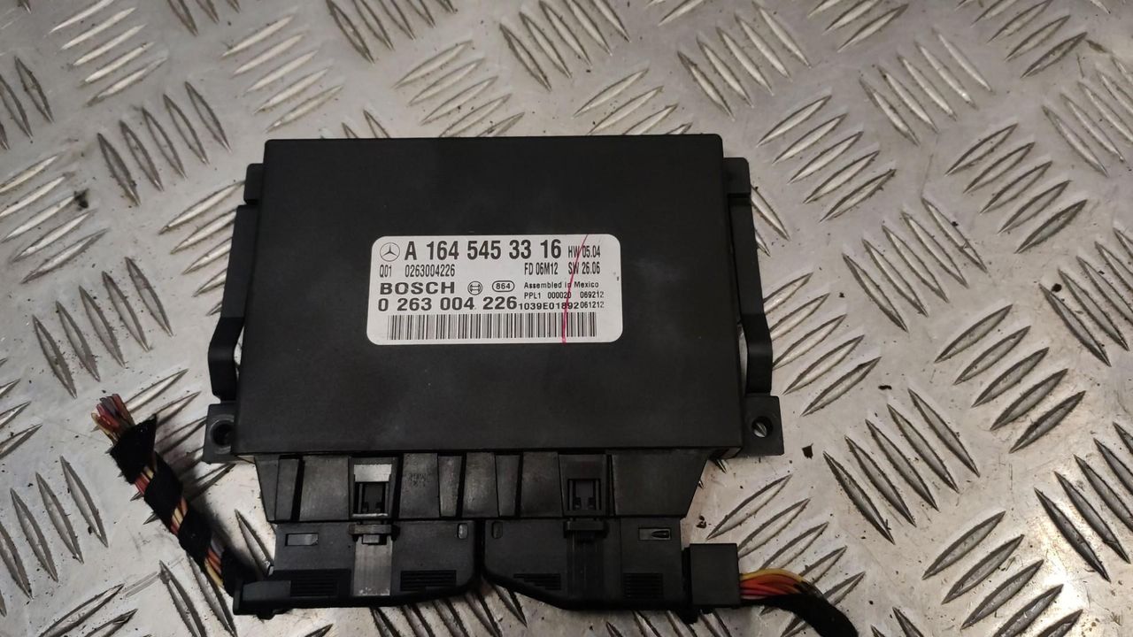 блок управления парктрониками Mercedes-Benz M-Класс W164 2007, 3.0 л., OM 642.940, дизель, 1645453316