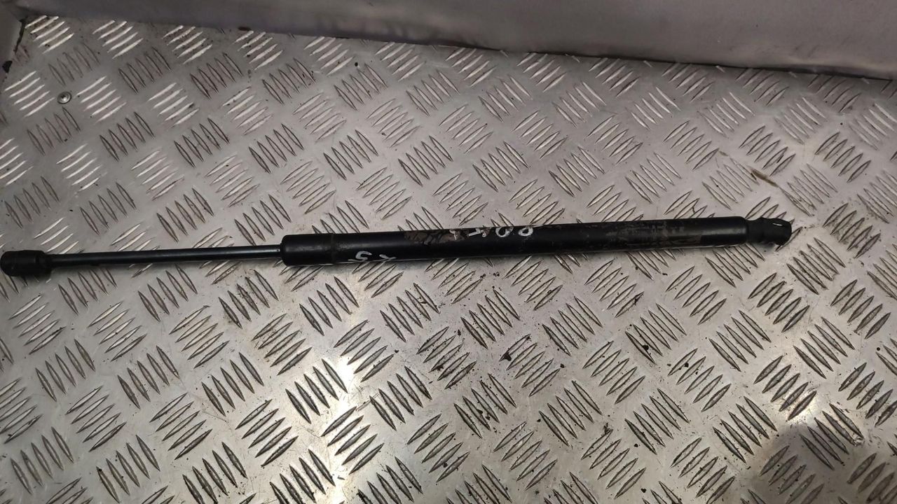 амортизатор крышки багажника (3-5 двери) Mercedes-Benz M-Класс W164 2007, 3.0 л., OM 642.940, дизель, 1647400245