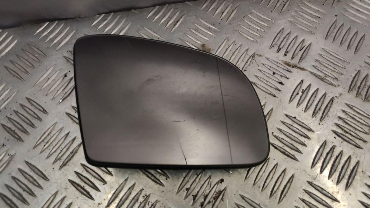 стекло зеркала наружного правого Mercedes-Benz M-Класс W164 2007, 3.0 л., OM 642.940, дизель