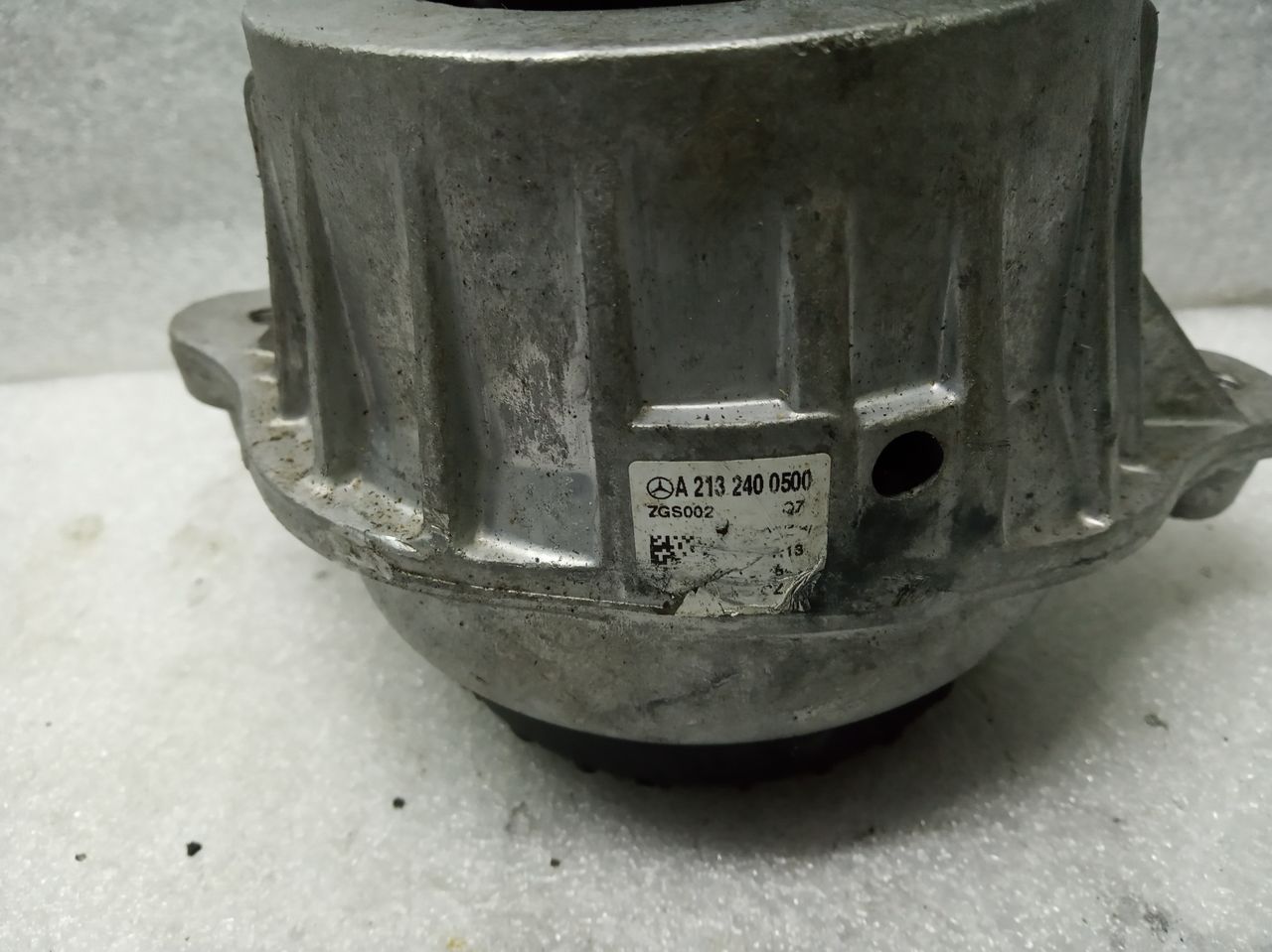 подушка крепления двигателя Mercedes-Benz E-Класс W213/S213/C238/A238 2018, 2.2 л., дизель, A2132400500