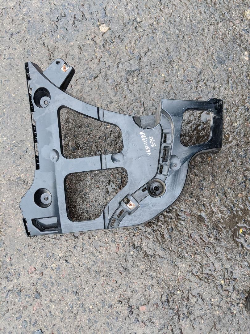 Крепление бампера переднего BMW X5 E70 2009, 4.8 л., N62 B48 A, бензин, АКПП, внедорожник 5 дв., 7158446, 51127158446