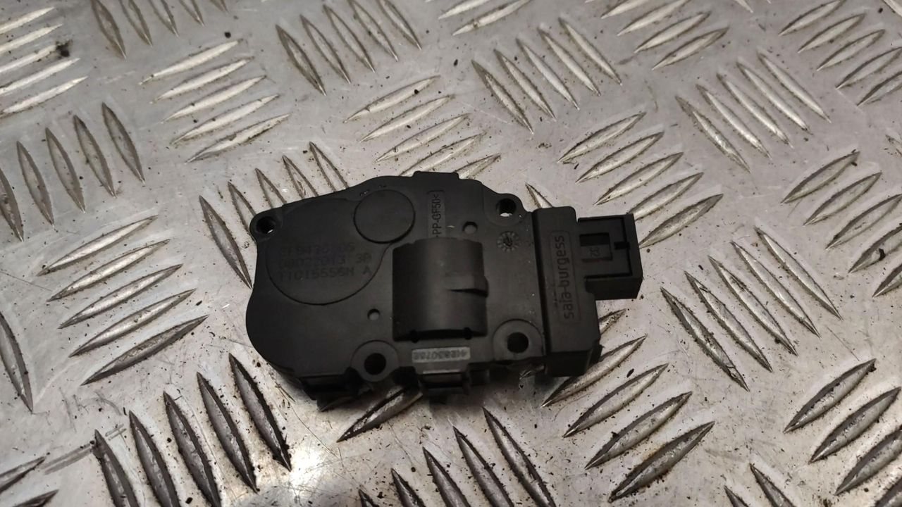 моторчик заслонки печки Mercedes-Benz GL-Класс X166 2013, 3.0 л., OM 642.826, дизель, АКПП, коричневый, внедорожник 5 дв., 08022013
