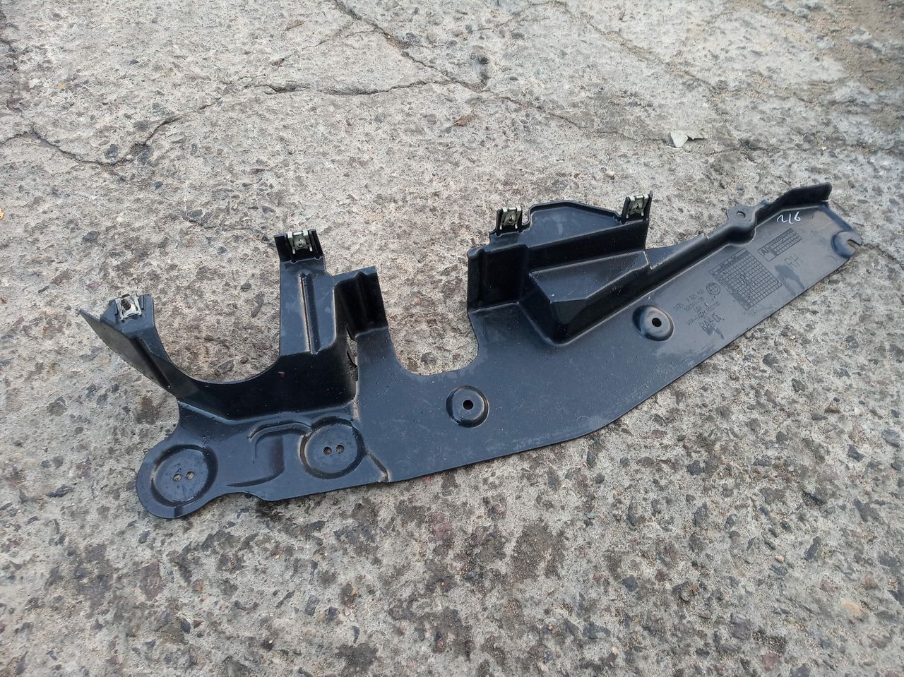 кожух (защита) рулевого механизма BMW X5 F15 2016, 3.0 л., дизель, 7325400