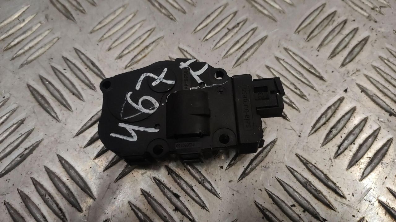 моторчик заслонки печки BMW X5 E70 2008, 4.8 л., N62 B48 B, бензин, АКПП, белый, внедорожник 5 дв., 9298880