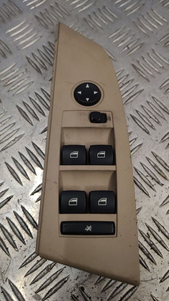 блок управления стеклоподъемниками BMW 5 серия E60/E61 2005, 2.2 л., M54 B22 (226S1), бензин, МКПП, седан, 6943262