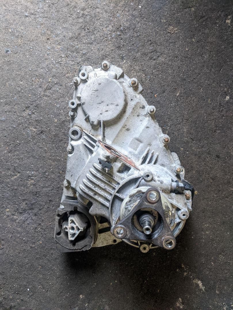 раздаточная коробка BMW X5 E70 2009, 4.8 л., N62 B48 A, бензин, АКПП, внедорожник 5 дв., 7574777, 27107574777
