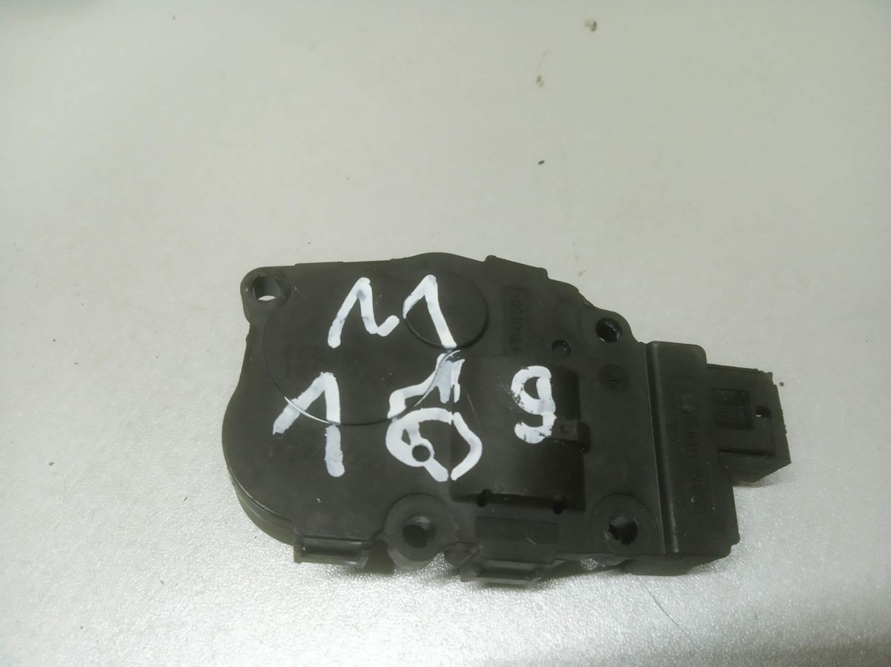 моторчик заслонки печки BMW 7 серия F01/F02 2009, 3.0 л., N54 B30 A, бензин, АКПП, седан