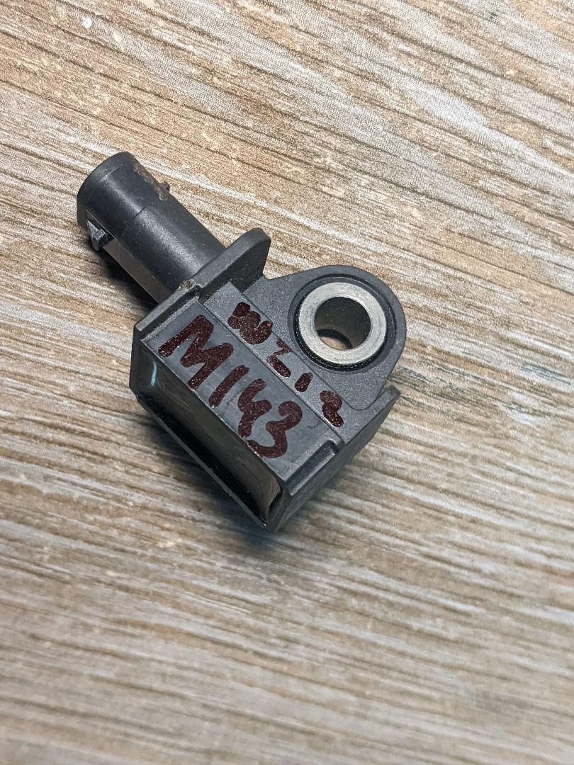 датчик удара Mercedes-Benz E-Класс W213/S213/C238/A238 2016, 2.0 л., OM 654.920, дизель, АКПП, белый, седан, правый руль, A2229051400, 2229051400