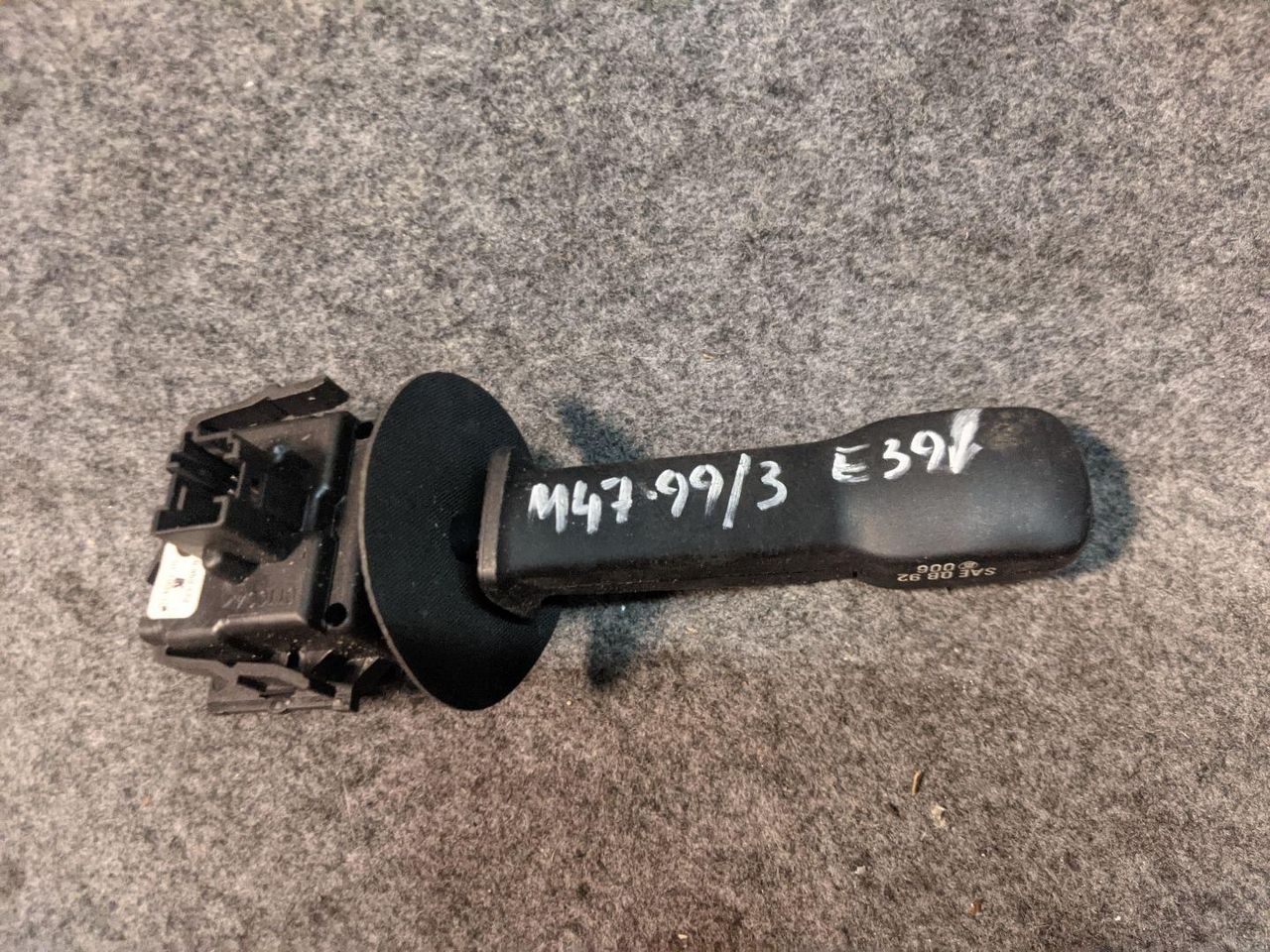 переключатель поворотов BMW 5 серия E39 1998, 2.5 л., M52 B25 (256S3), бензин, АКПП, универсал, 8352172