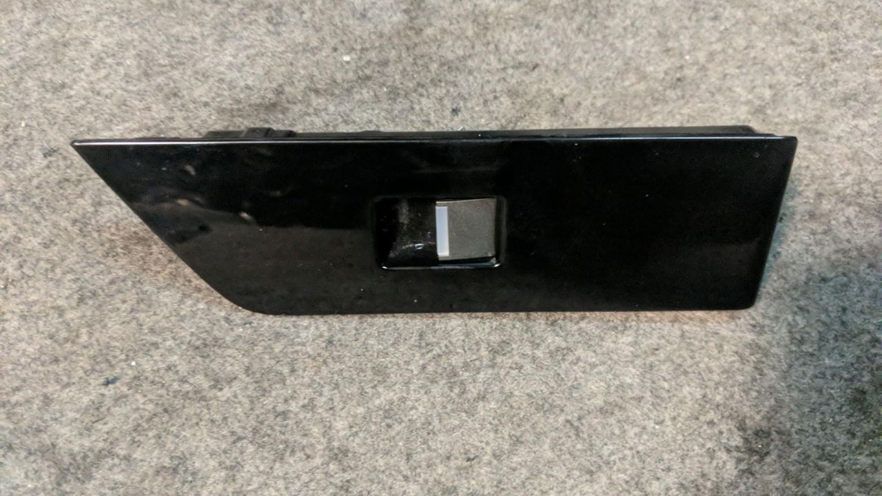 кнопка стеклоподъемника двери Land Rover Range Rover Evoque L538 2012, 2.2 л., дизель, АКПП, внедорожник 5 дв., BJ32-14717-AB