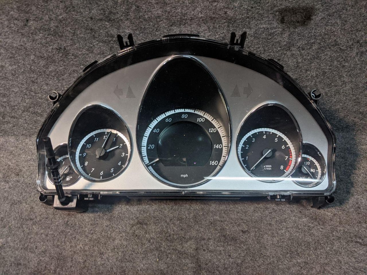 щиток приборов (приборная панель) Mercedes-Benz E-Класс W212/S212/C207/A207 2011, 1.8 л., M 271.860, бензин, АКПП, черный, кабриолет, A2129003110, 2129003110, A2C53427645