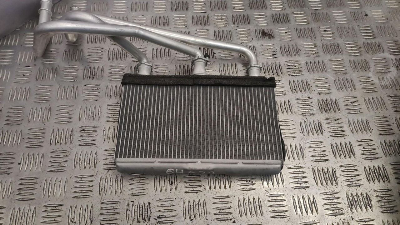 радиатор отопителя (печки) BMW 5 серия E60/E61 2005, 2.5 л., M54 B25 (256S5), бензин, АКПП, универсал, 6921139