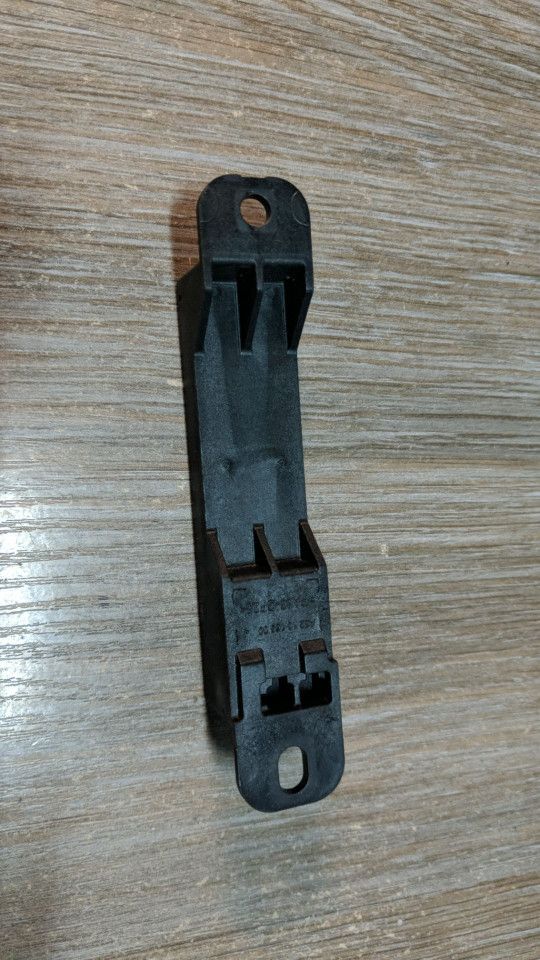 Антенна системы комфортного доступа Mercedes-Benz GL-Класс X166 2013, 3.0 л., OM 642.826, дизель, АКПП, белый, внедорожник 5 дв., A1668200075, 1668200075