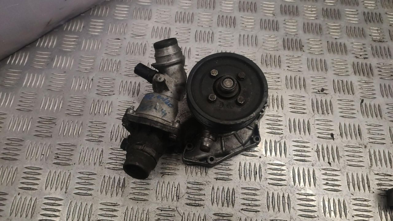 помпа BMW X5 E53 2003, 4.4 л., бензин