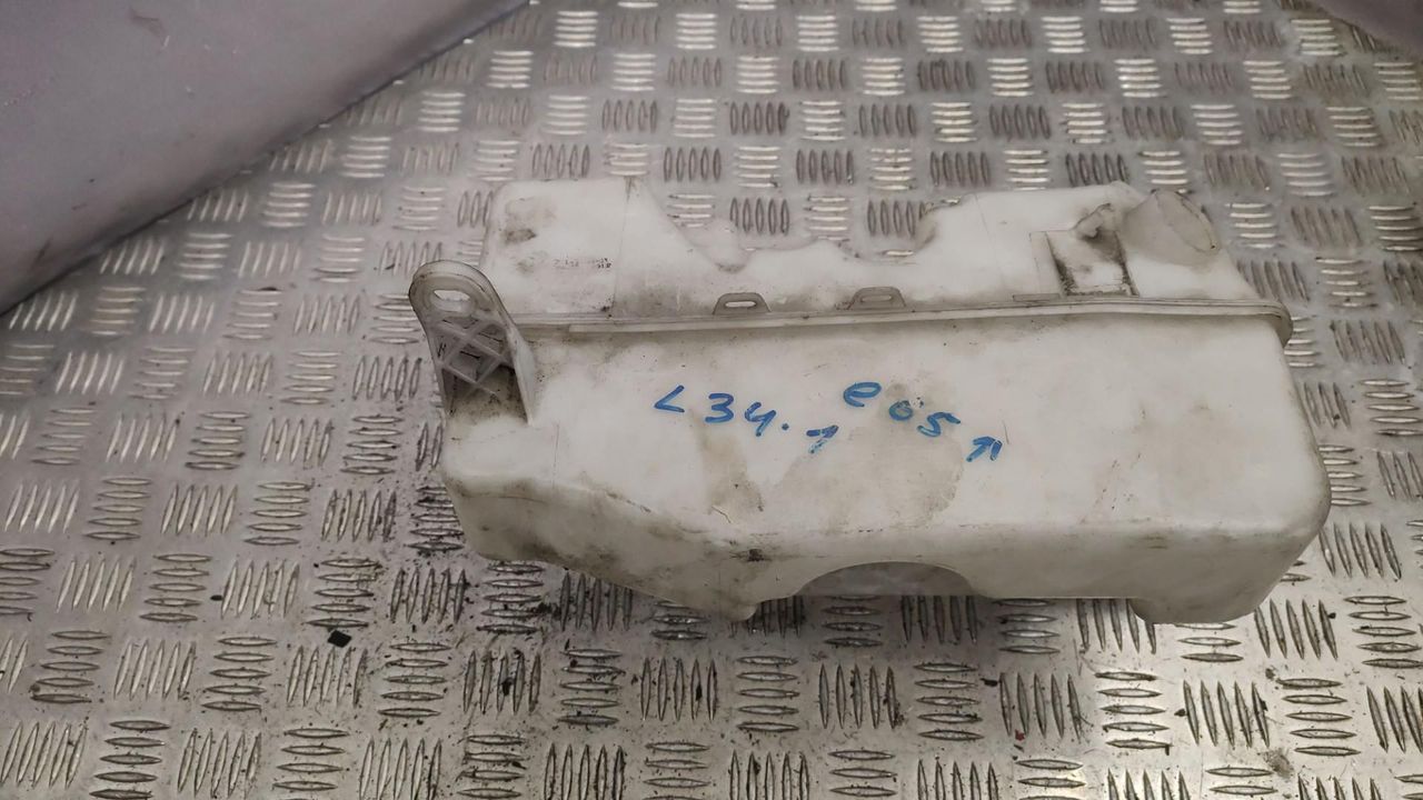 бачок омывателя BMW 7 серия E65/E66/E67 [рестайлинг] 2007, 3.0 л., M57 D30 (306D3), дизель, АКПП, седан, 7148064