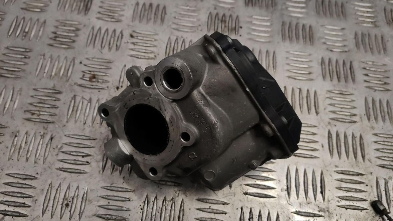 клапан EGR Mercedes-Benz GLC-Класс X253/C253 2016, 2.2 л., дизель, 6511400660