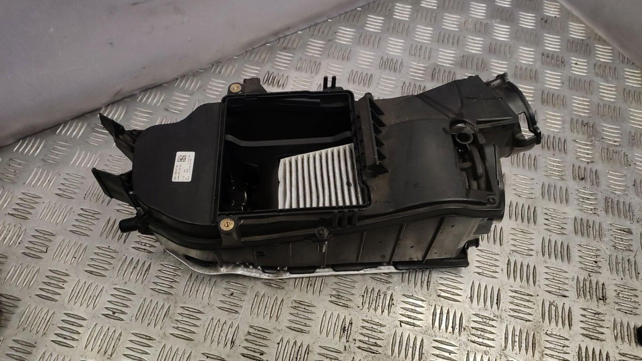 корпус воздушного фильтра Mercedes-Benz GLC-Класс X253/C253 2016, 2.2 л., дизель, 6510900700