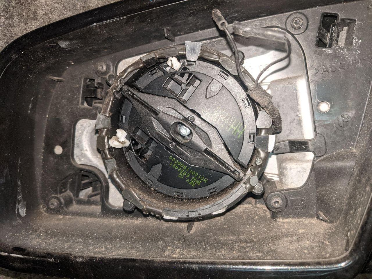 электромоторчик зеркала наружнего BMW 6 серия E63/E64 2006, 3.0 л., N52 B30 A, бензин, АКПП, черный, купе, задний привод, правый руль, 6932421