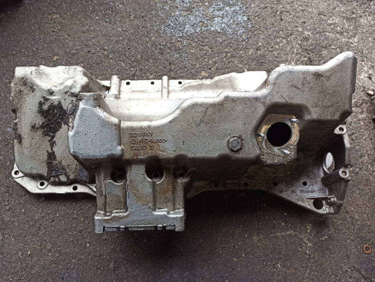 масляный поддон BMW 5 серия F07/F10/F11 [рестайлинг] 2013, 3.5 л., бензин, 7556664