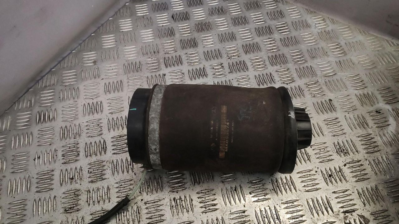 пневмоподушка Mercedes-Benz GLS-Класс X166 2017, 1663200325