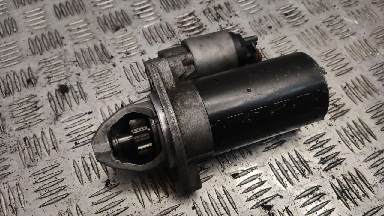 стартер Mercedes-Benz E-Класс W212/S212/C207/A207 2012, 2.0 л., бензин, 2719060200