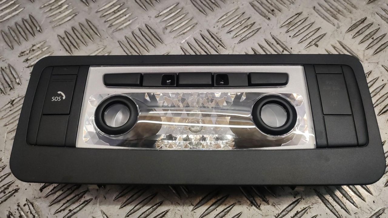 фонарь салона (плафон) BMW 3 серия E90/E91/E92/E93 [рестайлинг] 2008, 4.0 л., S65 B40 A, бензин, АКПП, темно-синий, кабриолет, 9180078