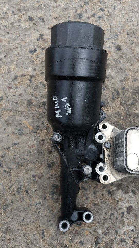 корпус масляного фильтра Mercedes-Benz E-Класс W212/S212/C207/A207 2010, 2.1 л., OM 651.924, дизель, АКПП, серебристый, седан