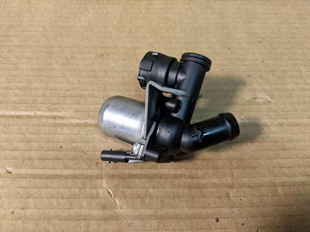 кран отопителя (печки) Mercedes-Benz C-Класс W205/S205/C205 2017, 4.0 л., гибрид, A1772000131, 1772000131