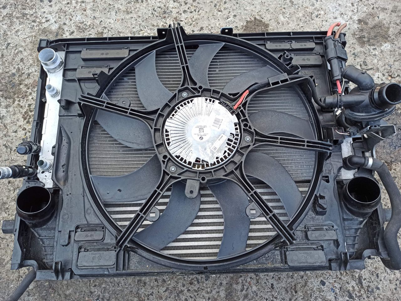 кассета радиаторов BMW 7 серия F01/F02 2011, 3.0 л., N54 B30 A, бензин, седан, 7562592