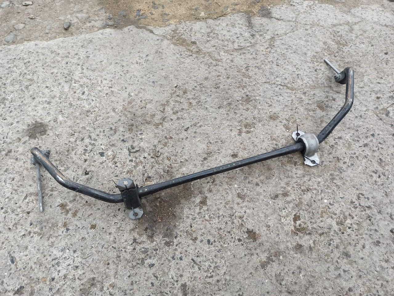 стабилизатор подвески передний BMW 7 серия F01/F02 2011, 3.0 л., N54 B30 A, бензин, седан