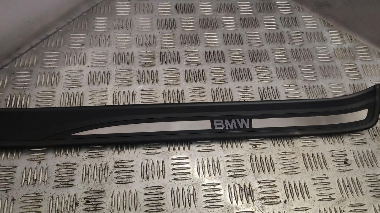 накладка на порог внутренняя BMW 3 серия E90/E91 [рестайлинг] 2008, 2.0 л., N47 D20 A, дизель, АКПП, универсал, полный привод, 7060280