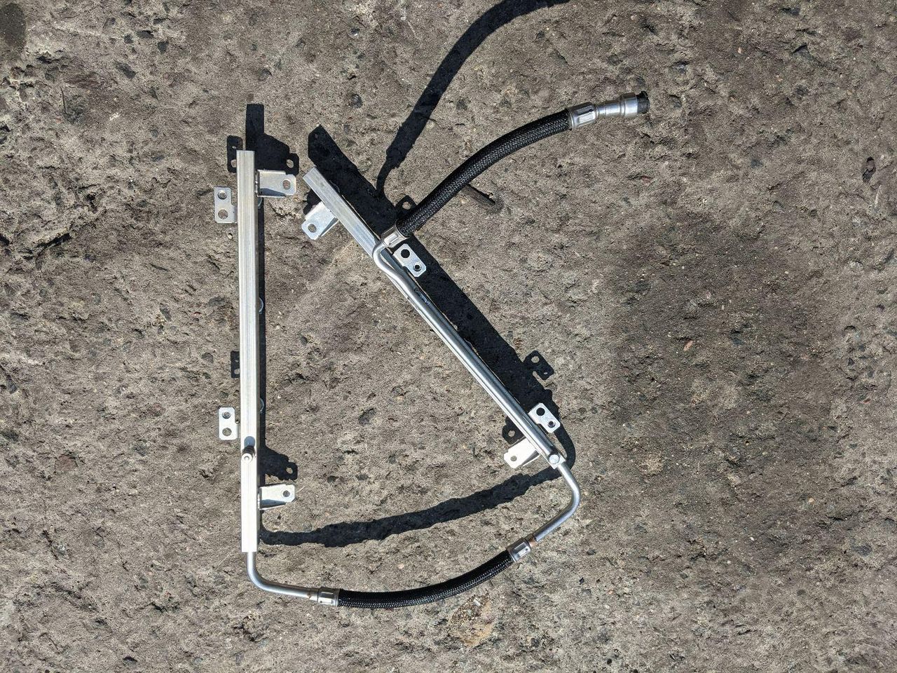топливная рампа BMW X5 E70 2007, 4.8 л., N62 B48 A, бензин, АКПП