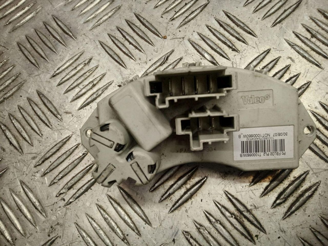 сопротивление печки BMW 3 серия E90/E91/E92/E93 2007