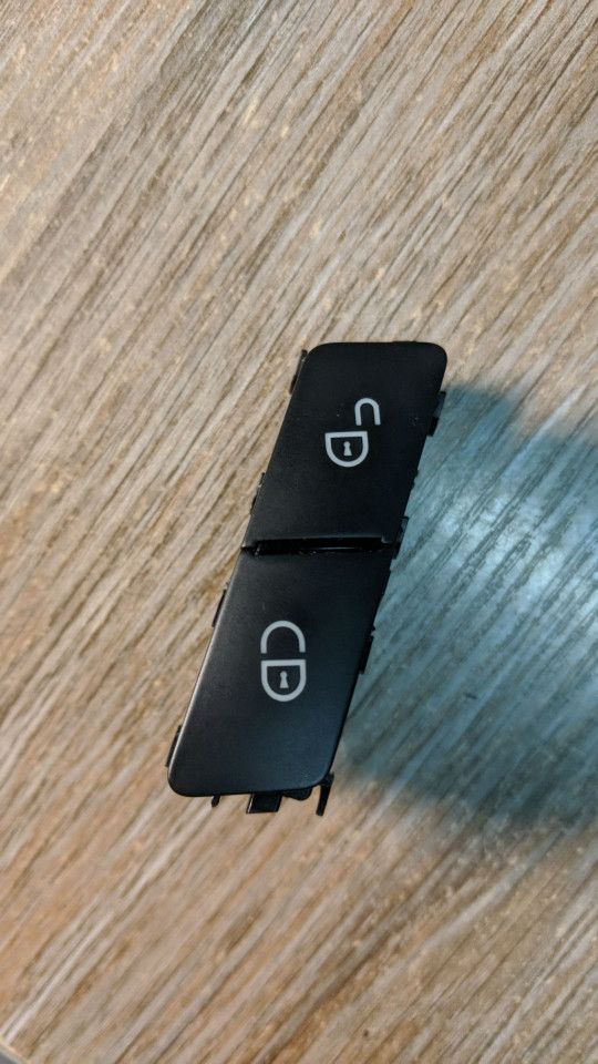 кнопка центрального замка Mercedes-Benz GL-Класс X166 2013, 3.0 л., OM 642.826, дизель, АКПП, коричневый, внедорожник 5 дв., A2049058502, 2049058502