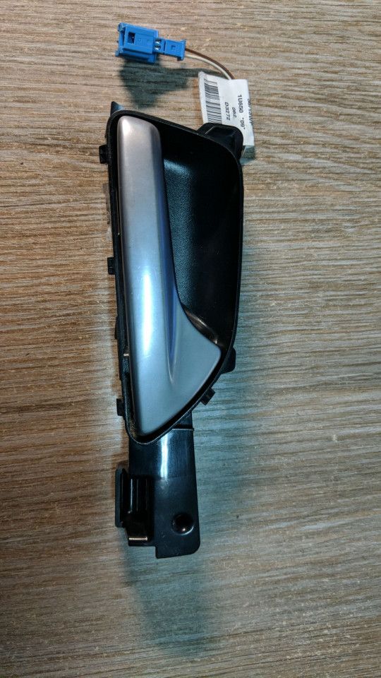 ручка внутренняя передняя правая Mercedes-Benz GL-Класс X166 2013, 3.0 л., OM 642.826, дизель, АКПП, коричневый, внедорожник 5 дв., A1667600661, 1667600661