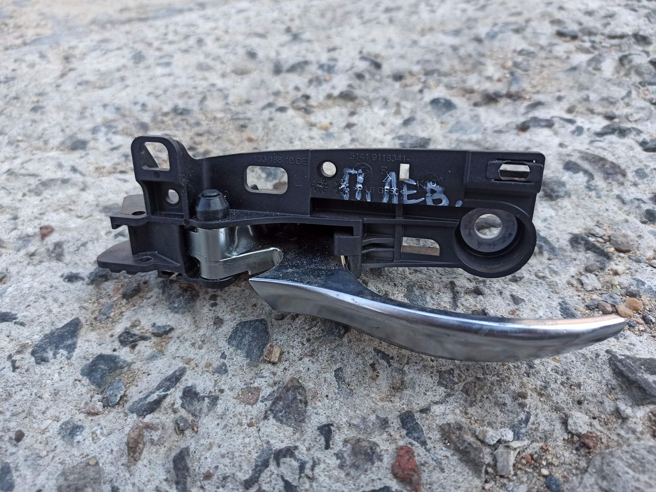ручка внутренняя передняя левая BMW 7 серия F01/F02 2011, 3.0 л., N54 B30 A, бензин, седан, 9116341