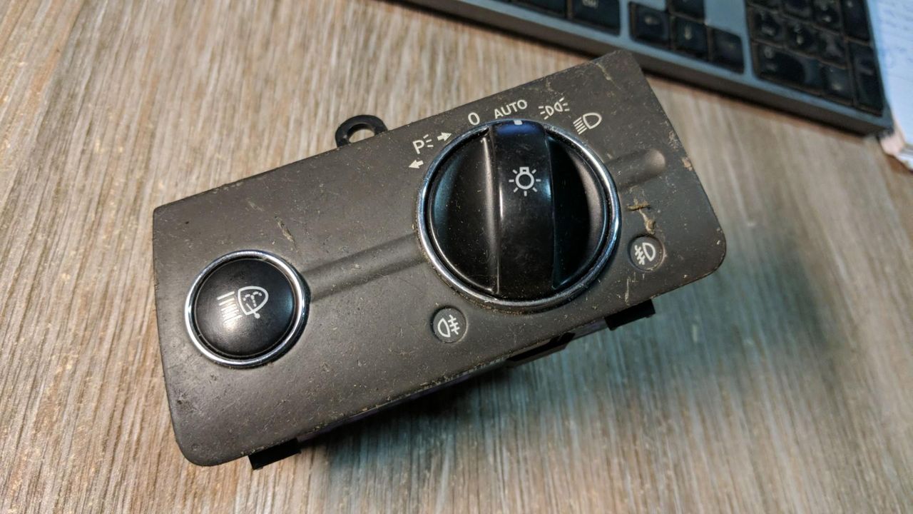 переключатель света Mercedes-Benz E-Класс W211/S211 2004, 3.2 л., OM 648.961, дизель, АКПП, универсал, A2115450404, 2115450404