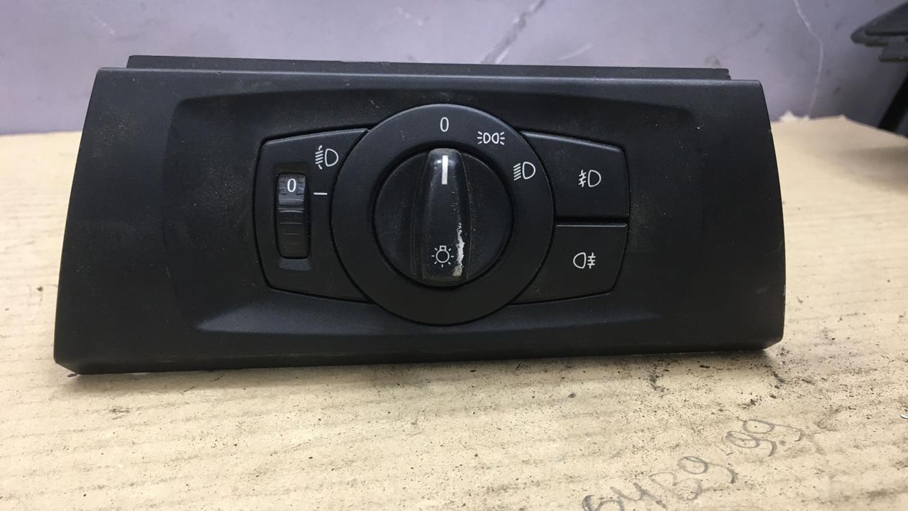 переключатель света BMW 1 серия E81/E82/E87/E88 [рестайлинг] 2007, 1.6 л., бензин, АКПП, хетчбэк 5 дв., 6932794