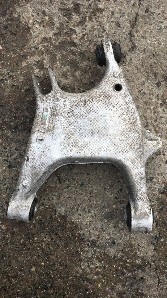 рычаг задний нижний BMW 5 серия F07/F10/F11 2012, 2.0 л., N47 D20 C, дизель, АКПП, седан, правый руль, 6784349
