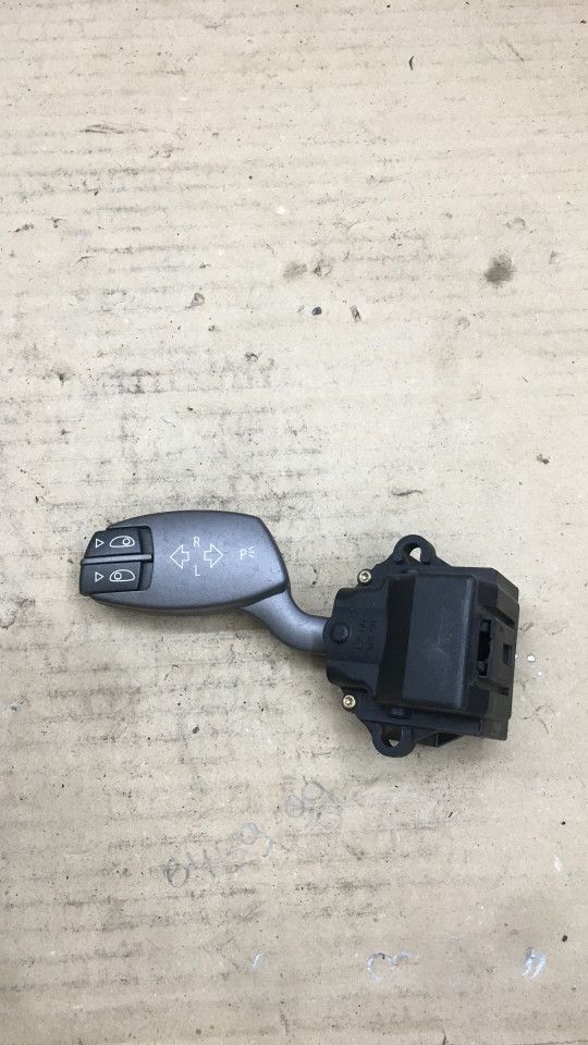 переключатель поворотов BMW 7 серия E65/E66/E67 2004, 4.4 л., бензин, АКПП, седан, 6911516