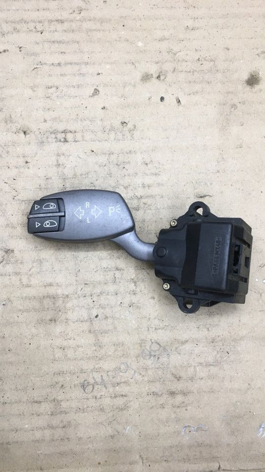 переключатель поворотов BMW 7 серия E65/E66/E67 2004, 4.4 л., бензин, АКПП, седан, 6911516