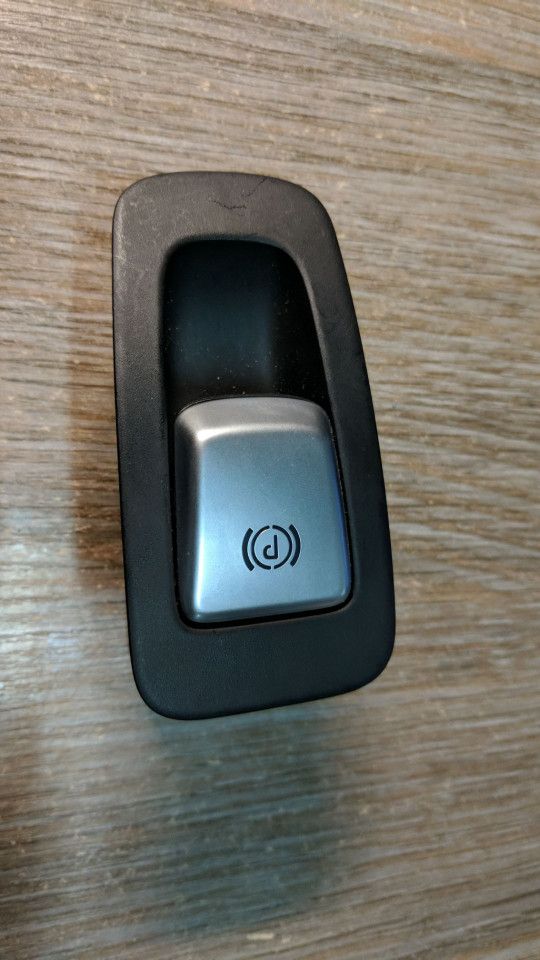кнопка ручного тормоза (ручника) Mercedes-Benz C-Класс W205/S205/C205 2015, 2.0 л., M 274.920, бензин, АКПП, седан, правый руль, A2059056603, 2059056603