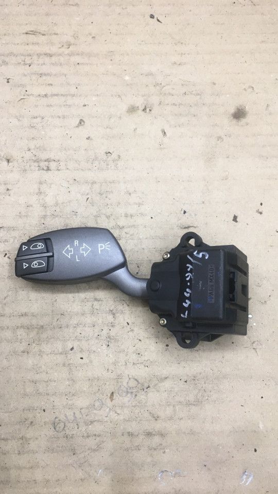 переключатель поворотов BMW 7 серия E65/E66/E67 2003, 4.4 л., бензин, АКПП, седан, 6911516