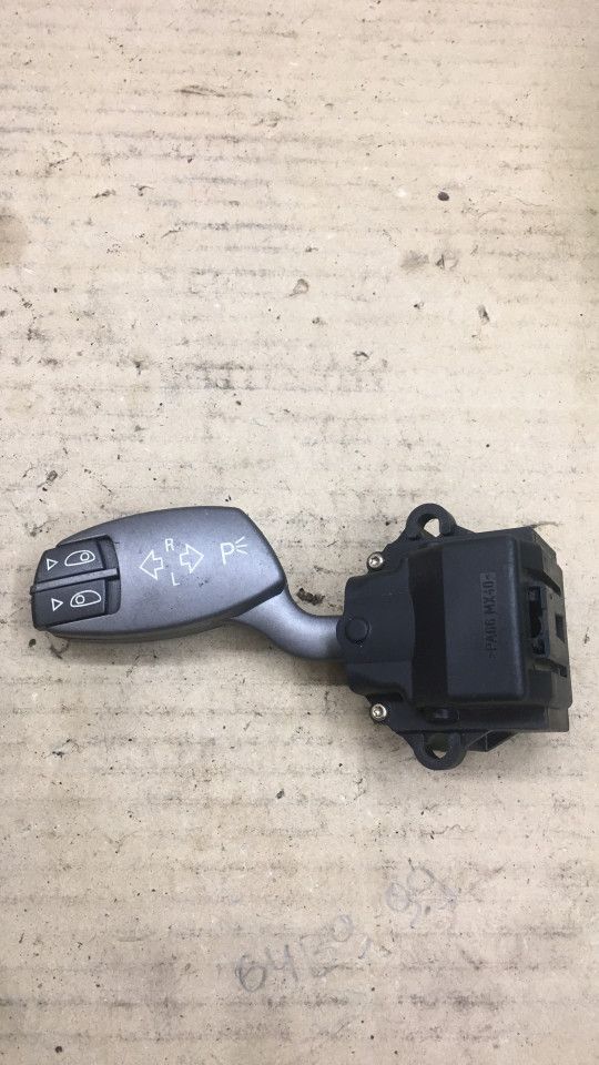 переключатель поворотов BMW 7 серия E65/E66/E67 2003, 3.0 л., дизель, АКПП, седан, 6911516